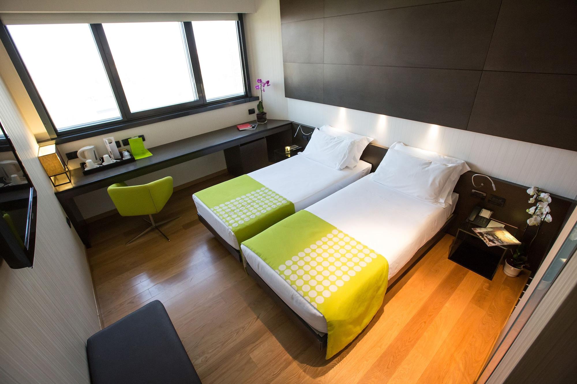 Best Western Plus The Hub Hotel Milano Exterior foto