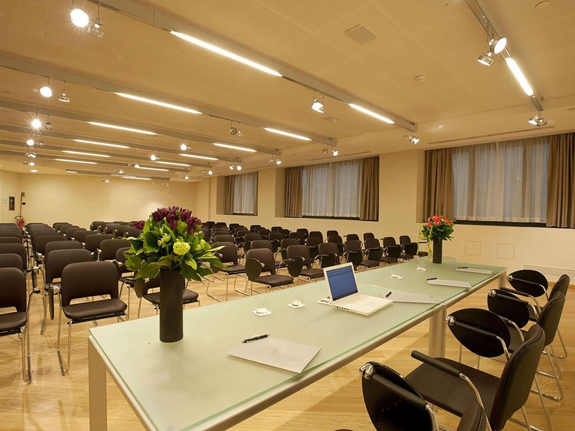 Best Western Plus The Hub Hotel Milano Exterior foto