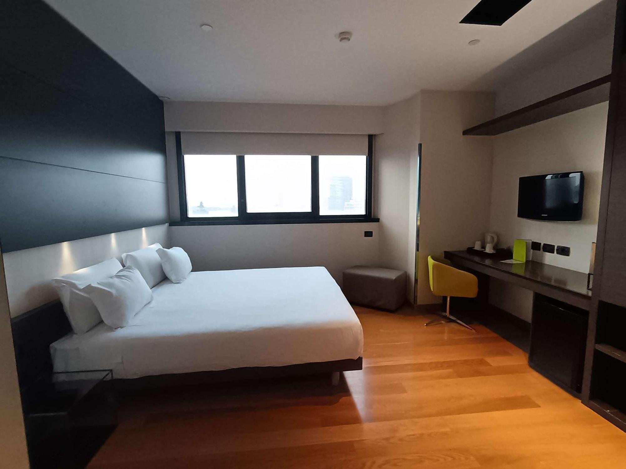 Best Western Plus The Hub Hotel Milano Exterior foto
